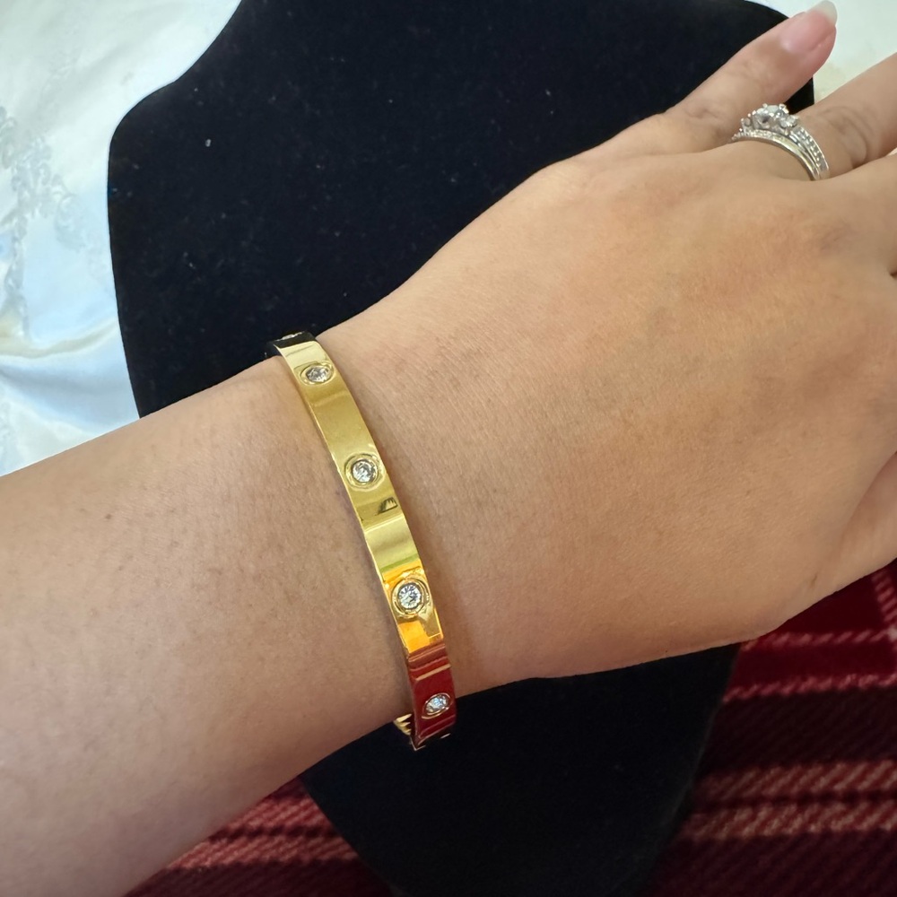 18k gold plated stainless steel bangle
